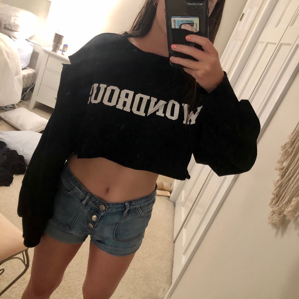 Black distressed crop sweatshirt